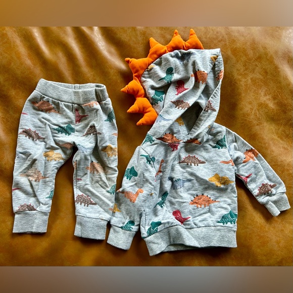 Other - Dinosaur Print Hoodie and Pants Set 6 Months